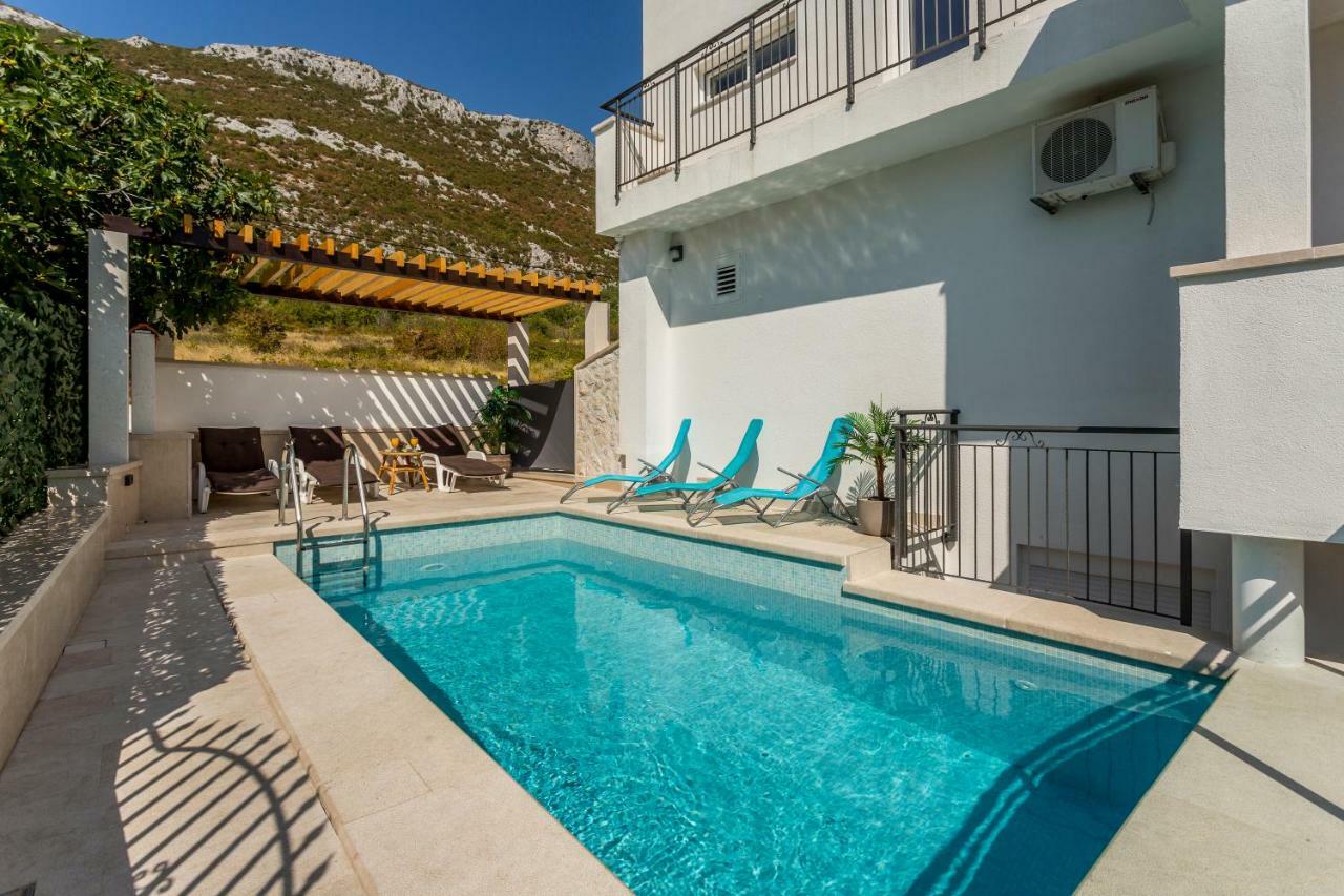 Ferienwohnung House Luce With Pool Čisla Exterior foto