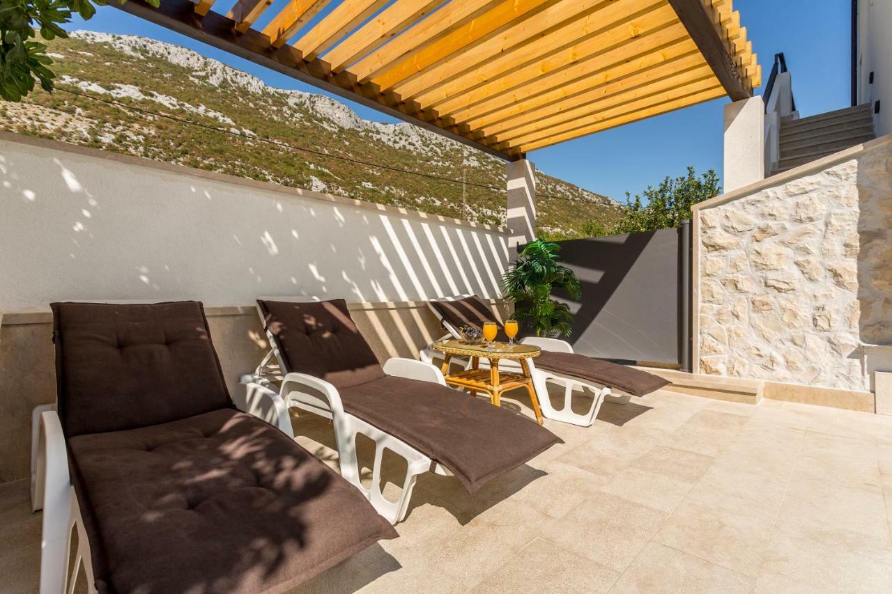 Ferienwohnung House Luce With Pool Čisla Exterior foto