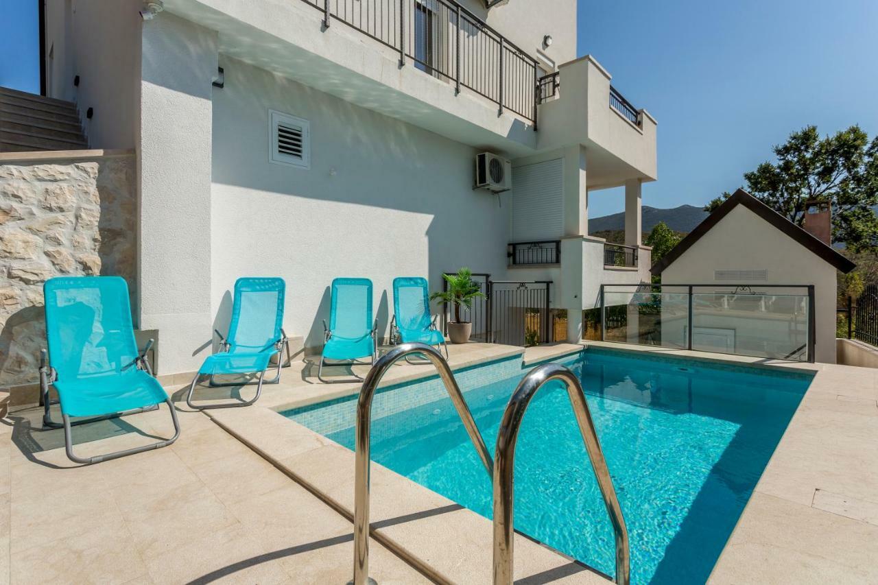 Ferienwohnung House Luce With Pool Čisla Exterior foto