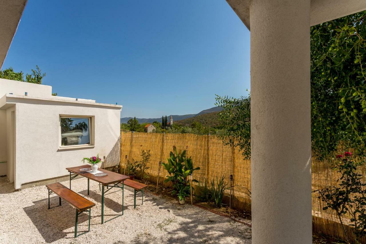 Ferienwohnung House Luce With Pool Čisla Exterior foto