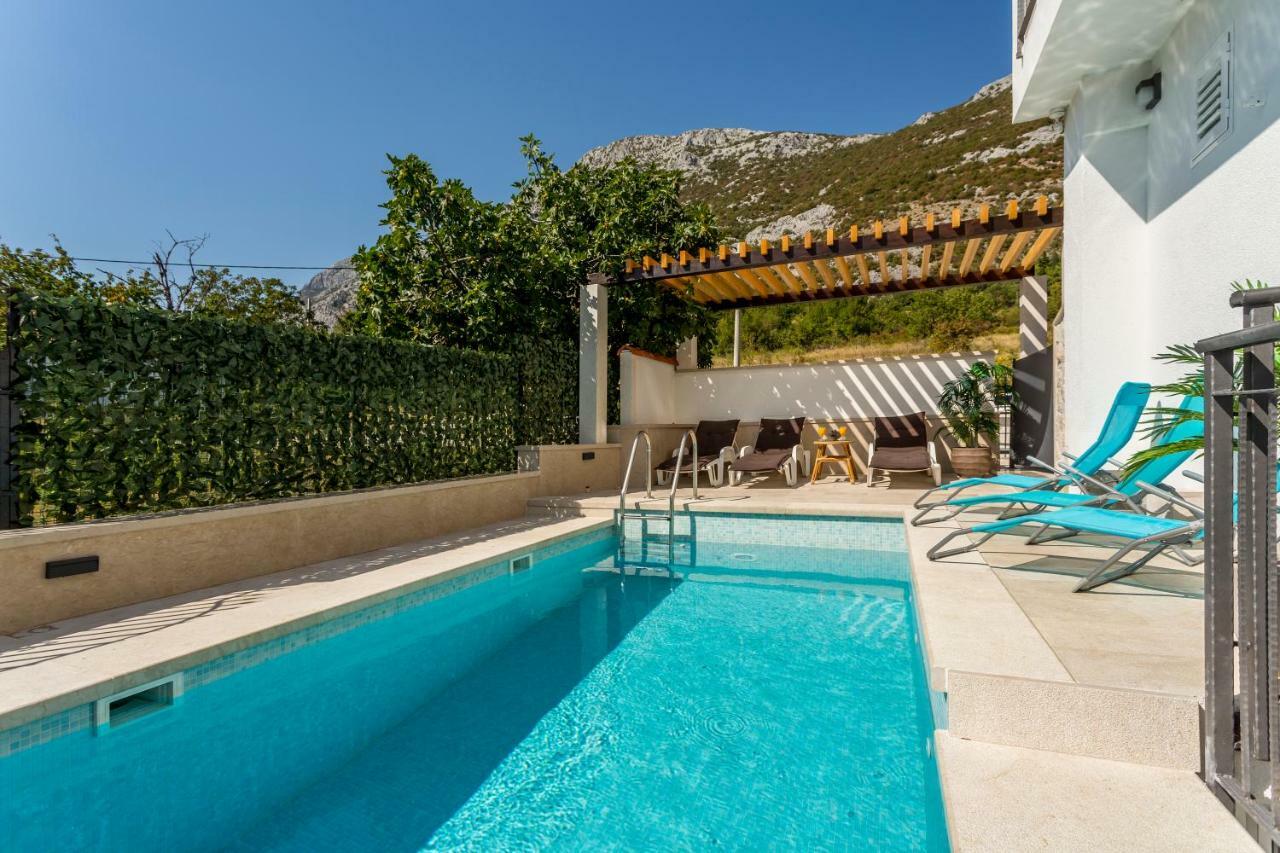 Ferienwohnung House Luce With Pool Čisla Exterior foto